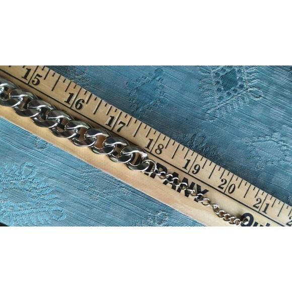 Vintage Estate CHUNKY Curb Link Chain Gold Tone 18-20" Adjustable Necklace HEAVY - Picture 7 of 9